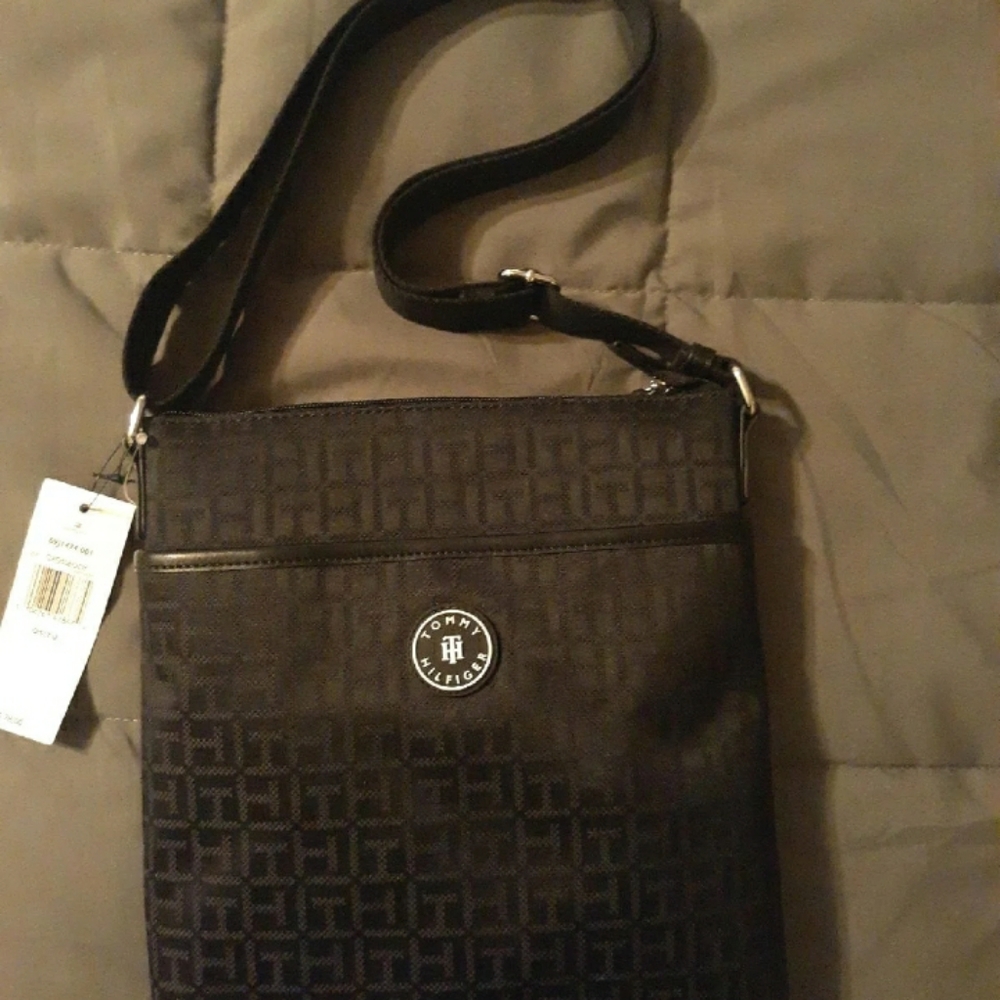 Tommy Hilfiger Crossbody